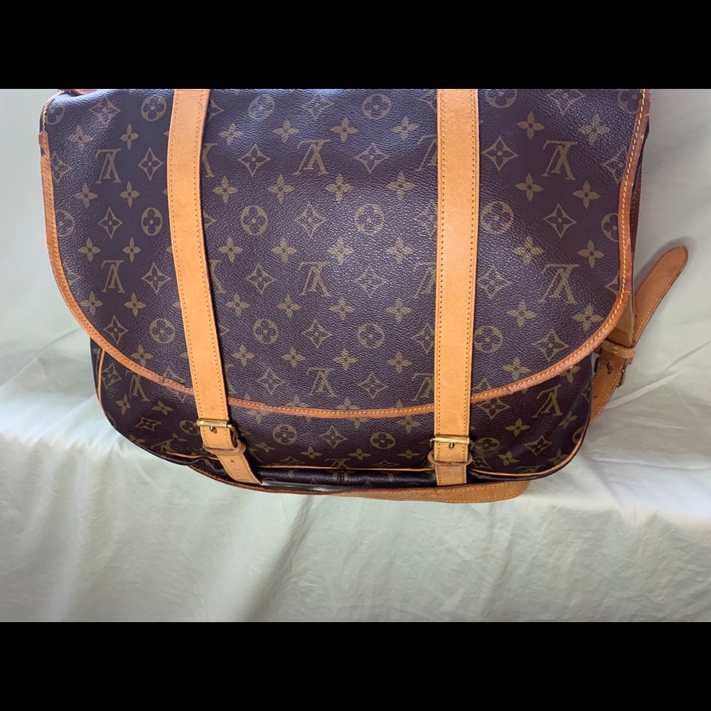 Louis Vuitton Brown and Tan Travel Bag - Picture 2 of 11